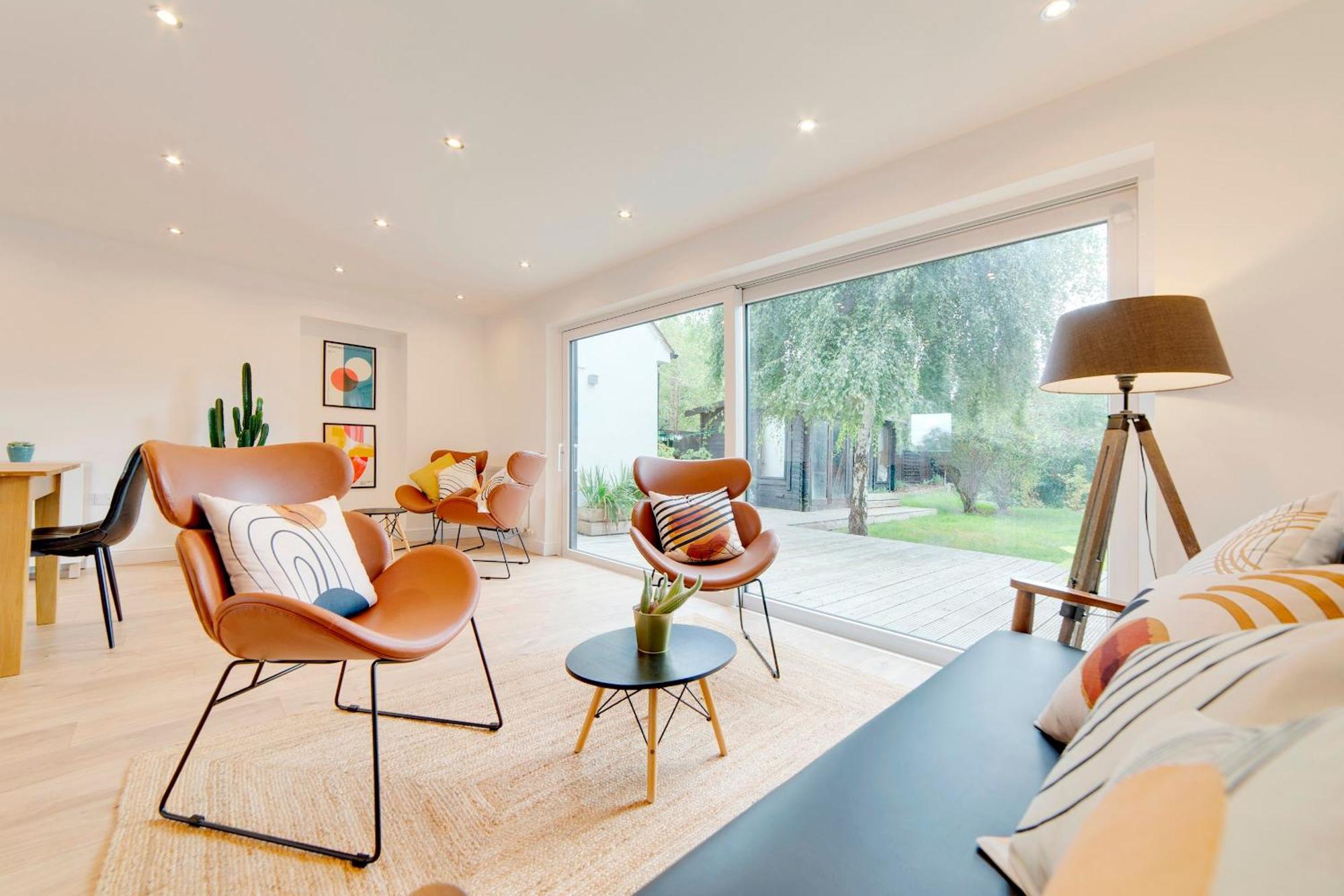 Pass The Keys 49 Byron Square Modern And Spacious 3 Bed Home With Free Parking CBG Eksteriør billede