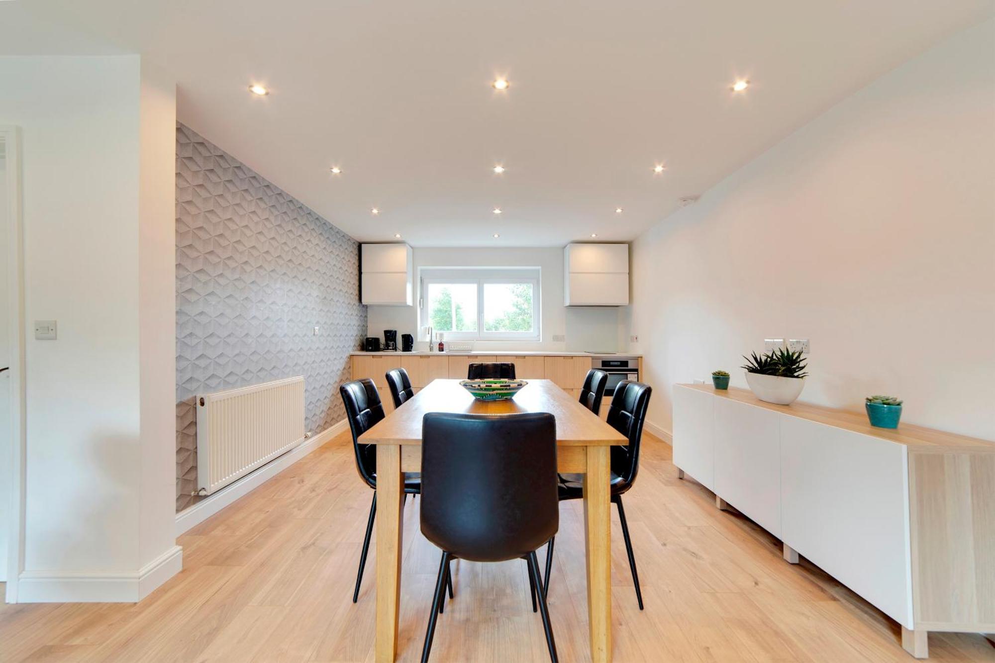 Pass The Keys 49 Byron Square Modern And Spacious 3 Bed Home With Free Parking CBG Eksteriør billede