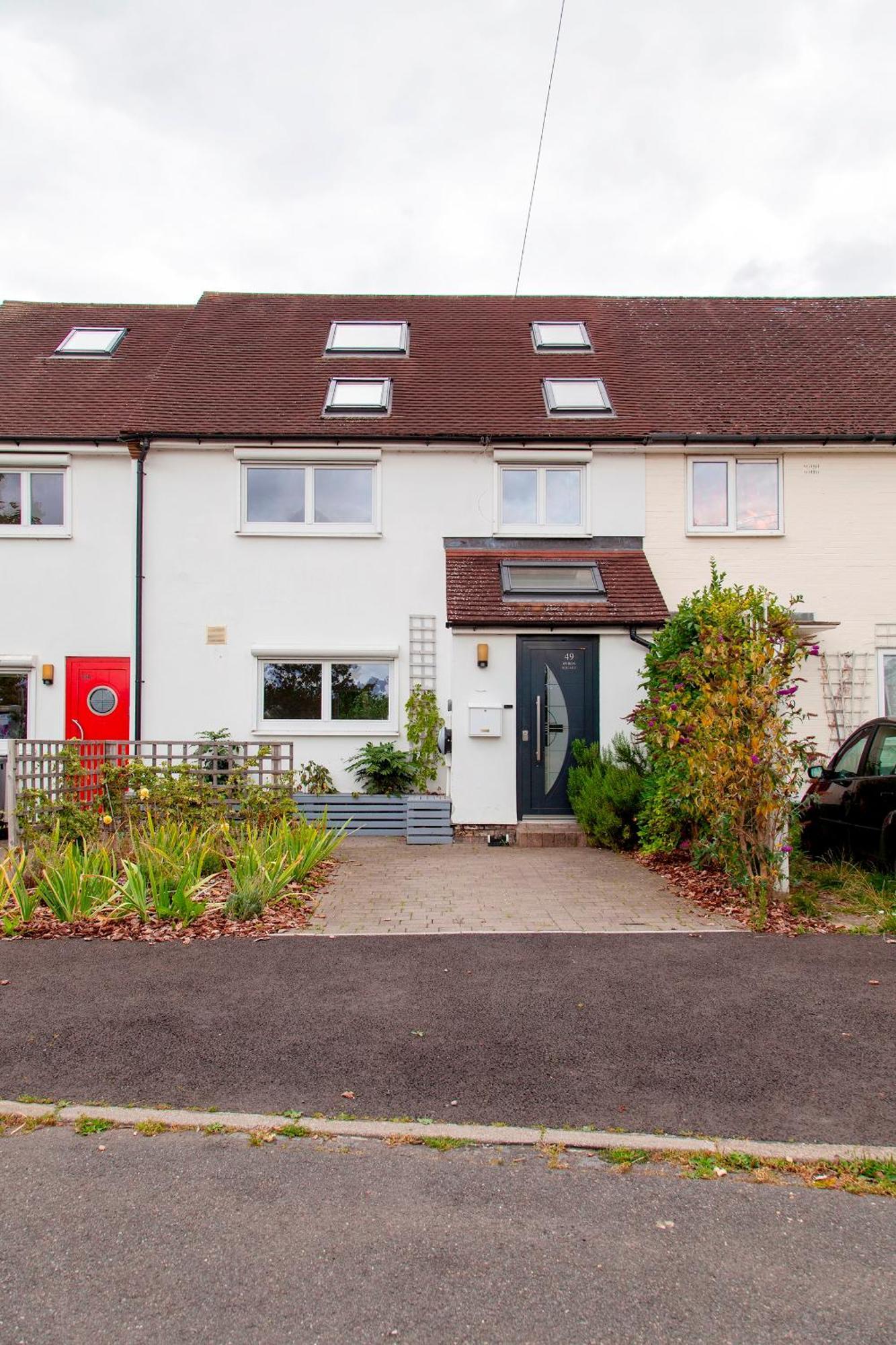 Pass The Keys 49 Byron Square Modern And Spacious 3 Bed Home With Free Parking CBG Eksteriør billede